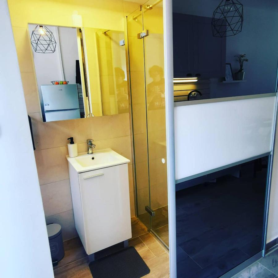 Apartment4Two - Studioapartment 维尔 外观 照片